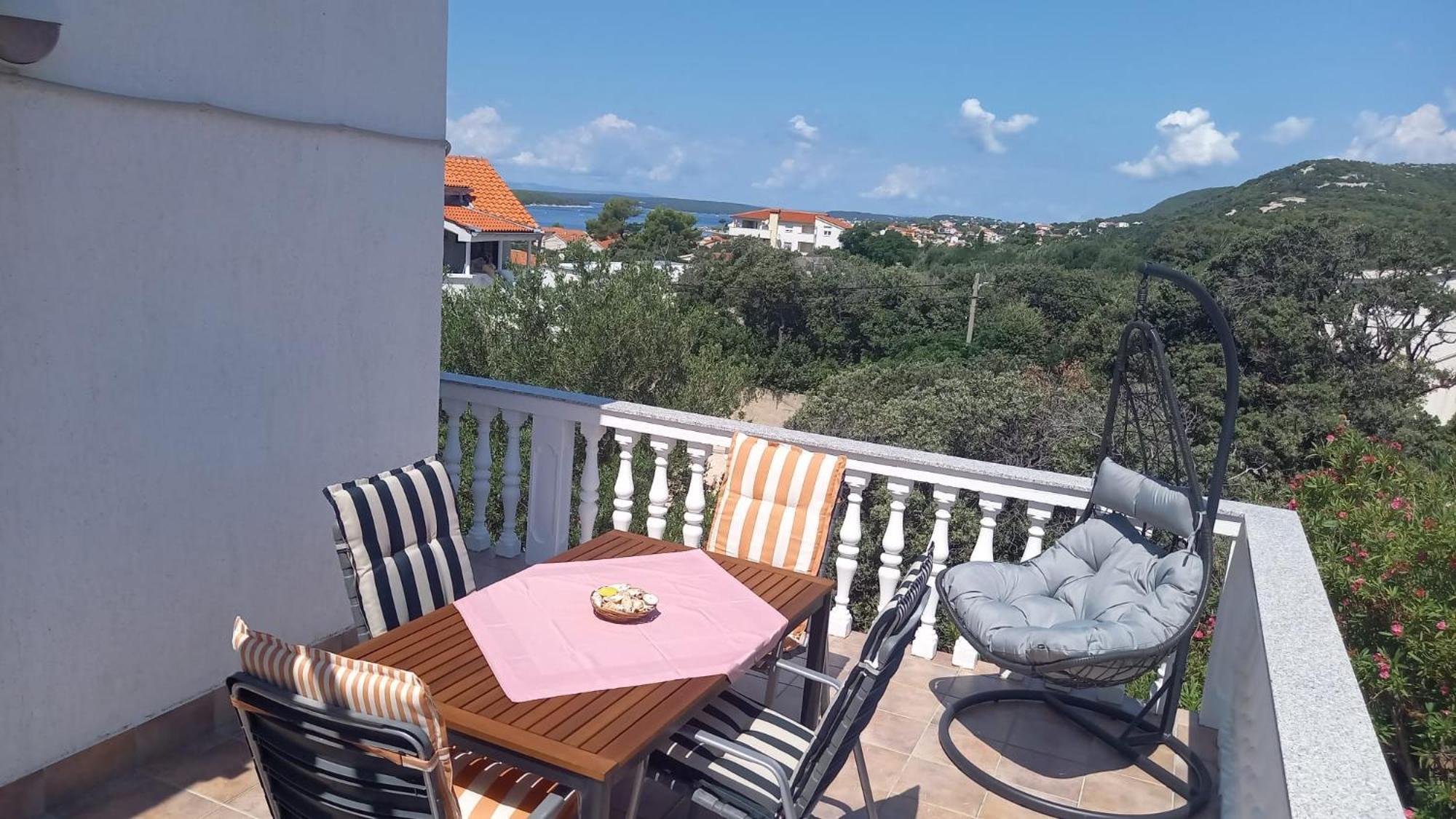 Apartments Vuksan Раб Экстерьер фото